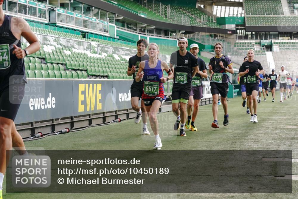 13.09.2026 - 21. swb-Marathon Bremen Michael Burmester http://msf.ph/oto/10450189 13.09.2026 12:49:00 Laufen im Stadion 382, 384, 524, 572, 779, 826, 889, 899, 1349, 1517, 1723, 1748, 1872, 1925, 2287, 2605, 2750, 2844, 2909, 2956, 3043, 3110, 3127, 3197, 3242, 3276, 3330, 3466, 3794, 3910, 3973, 4033, 4082, 4247, 4384, 4712, 4732, 4743, 4852, 4898, 4990, 5424, 5517, 5570, 5585, 5594, 5648, 5803, 6025, 6058, 6692, 6708, 6842, 6951, 7064, 7109, 7399, 7538, 7636, 7803, 7876, 8611, 8621, 8706, 8877, 8973, 8980, 8981, 9010, 9035, 9429 meine-sportfotos.de