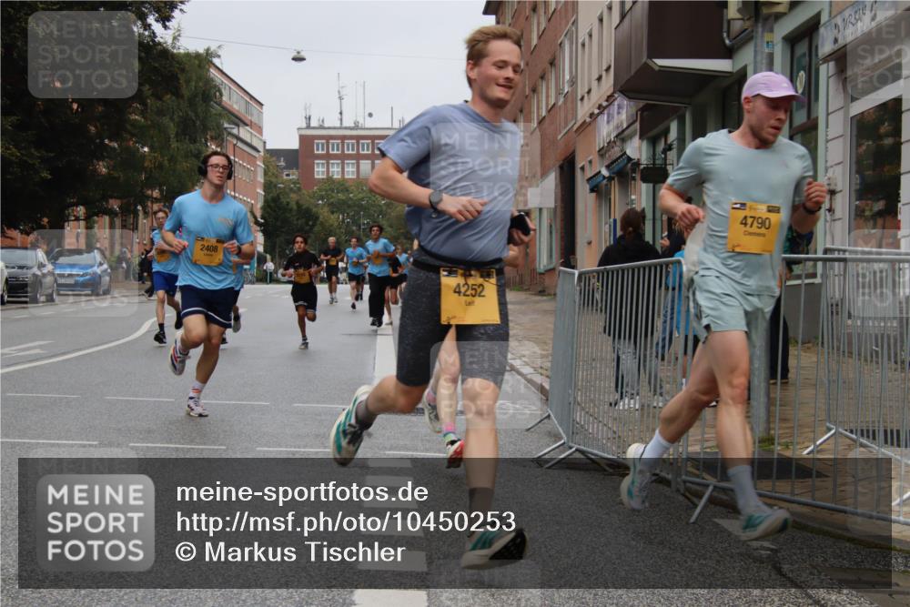 13.09.2026 - Kiel Lauf Markus Tischler http://msf.ph/oto/10450253 13.09.2026 09:38:03 Fleethörn 2408, 4252, 1, 4790 meine-sportfotos.de