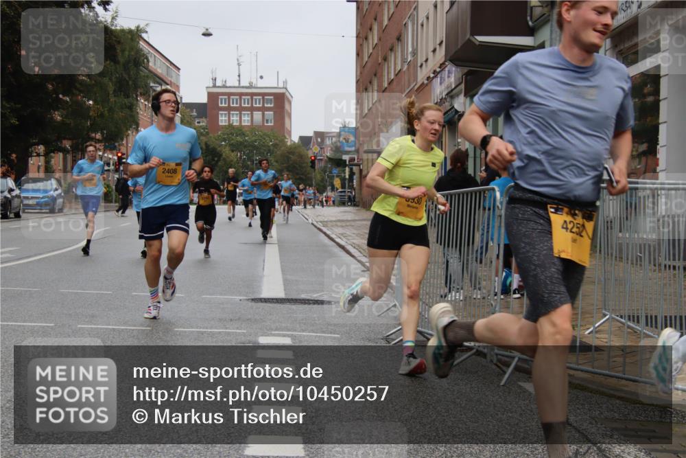 13.09.2026 - Kiel Lauf Markus Tischler http://msf.ph/oto/10450257 13.09.2026 09:38:04 Fleethörn 2408, 930, 4252 meine-sportfotos.de