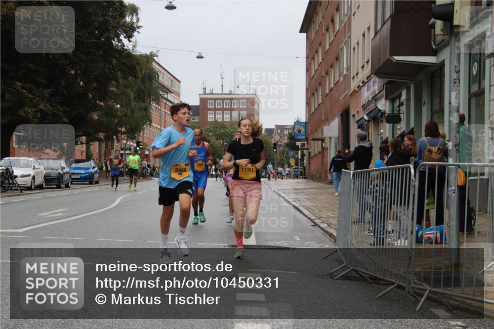13.09.2026 - Kiel Lauf Markus Tischler http://msf.ph/oto/10450331 13.09.2026 09:38:32 Fleethörn 2480, 1806, 11351 meine-sportfotos.de