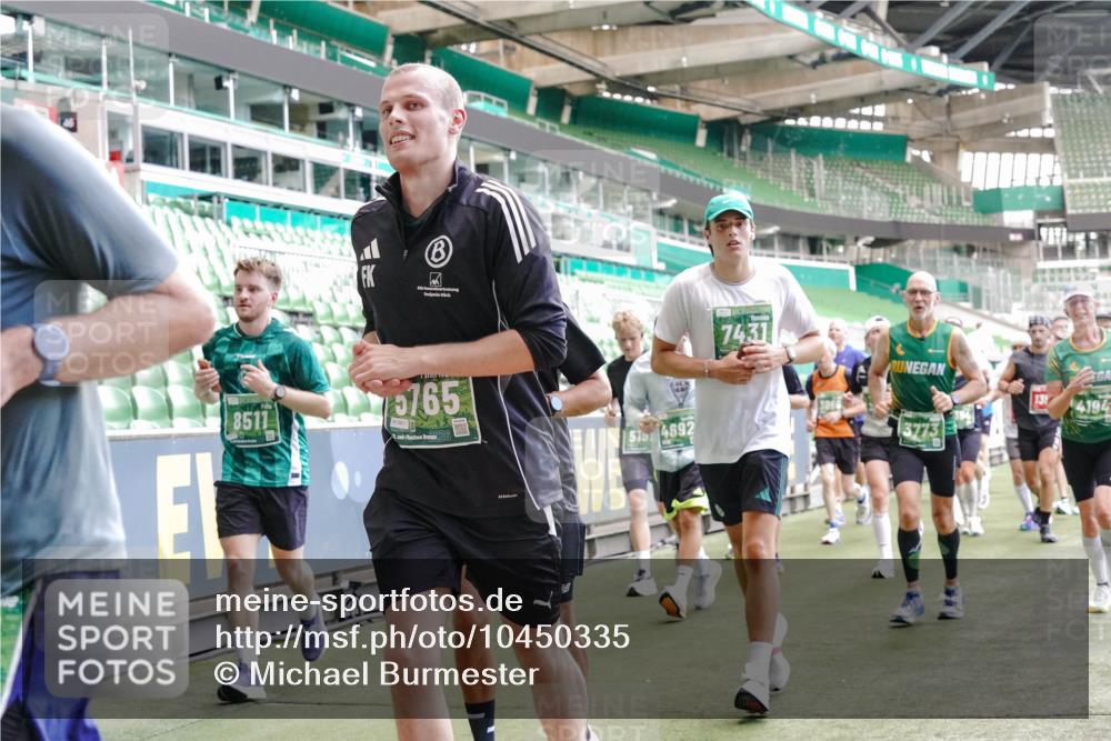 13.09.2026 - 21. swb-Marathon Bremen Michael Burmester http://msf.ph/oto/10450335 13.09.2026 13:09:21 Laufen im Stadion 164, 383, 391, 448, 532, 549, 551, 563, 625, 813, 869, 884, 898, 1025, 1072, 1124, 1150, 1180, 1285, 1289, 1398, 1559, 1688, 1880, 1899, 2041, 2208, 2215, 2229, 2232, 2243, 2366, 2380, 2413, 2429, 2441, 2467, 2471, 2525, 2530, 2553, 2573, 2594, 2611, 2635, 2692, 2714, 2717, 2727, 2782, 2785, 2823, 2841, 2866, 2897, 2920, 2930, 2931, 2941, 3032, 3063, 3086, 3291, 3316, 3327, 3333, 3398, 3437, 3707, 3769, 109 meine-sportfotos.de