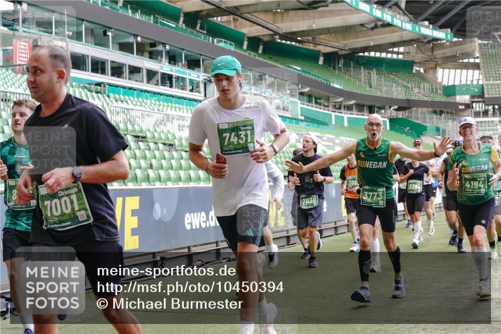 13.09.2026 - 21. swb-Marathon Bremen Michael Burmester http://msf.ph/oto/10450394 13.09.2026 13:09:21 Laufen im Stadion 164, 383, 391, 448, 532, 549, 551, 563, 625, 813, 869, 884, 898, 1025, 1072, 1124, 1150, 1180, 1285, 1289, 1398, 1559, 1688, 1880, 1899, 2041, 2208, 2215, 2229, 2232, 2243, 2366, 2380, 2413, 2429, 2441, 2467, 2471, 2525, 2530, 2553, 2573, 2594, 2611, 2635, 2692, 2714, 2717, 2727, 2782, 2785, 2823, 2841, 2866, 2897, 2920, 2930, 2931, 2941, 3032, 3063, 3086, 3291, 3316, 3327, 3333, 3398, 3437, 3707, 3769, 109 meine-sportfotos.de