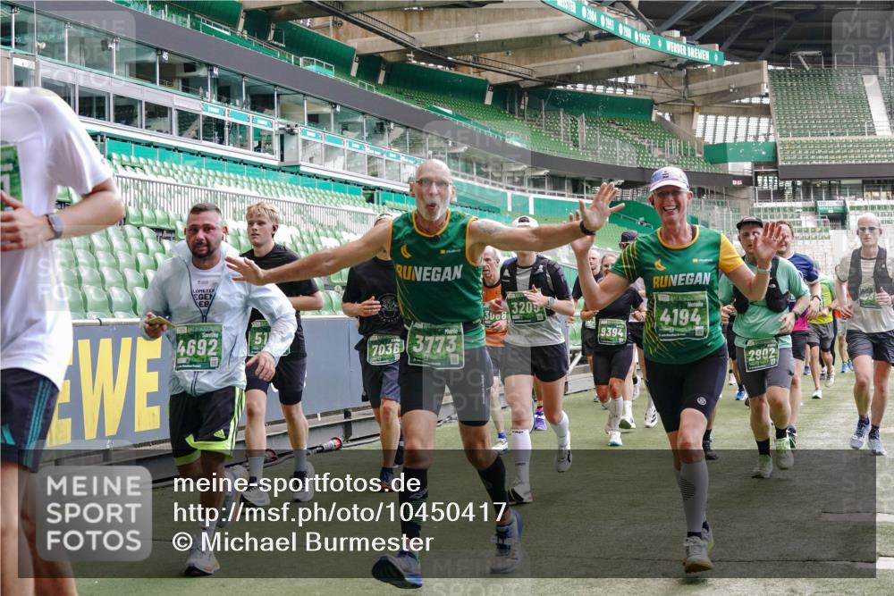 13.09.2026 - 21. swb-Marathon Bremen Michael Burmester http://msf.ph/oto/10450417 13.09.2026 13:09:22 Laufen im Stadion 164, 383, 391, 448, 532, 549, 551, 563, 625, 813, 869, 884, 898, 1025, 1072, 1124, 1150, 1180, 1285, 1289, 1398, 1559, 1688, 1880, 1899, 2041, 2208, 2215, 2229, 2232, 2243, 2366, 2380, 2413, 2429, 2441, 2467, 2471, 2525, 2530, 2553, 2573, 2594, 2611, 2635, 2692, 2714, 2717, 2727, 2782, 2785, 2823, 2841, 2897, 2920, 2930, 2931, 2941, 3032, 3063, 3086, 3291, 3316, 3327, 3333, 3398, 3437, 3707, 3769, 109 meine-sportfotos.de
