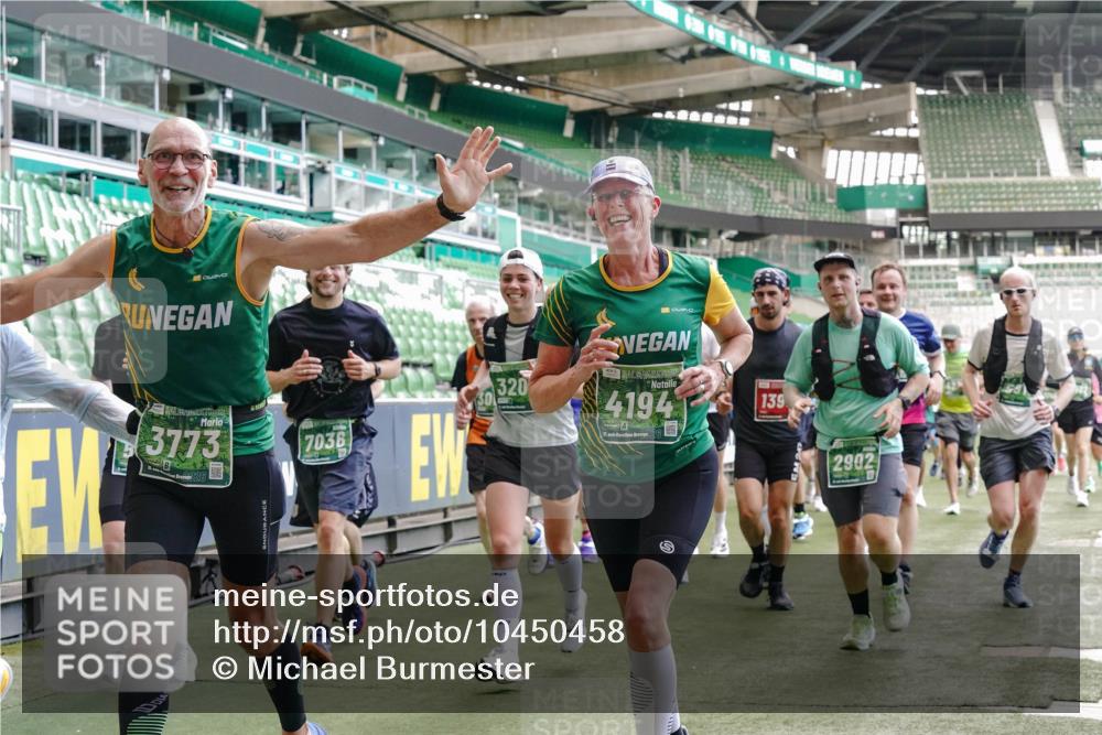 13.09.2026 - 21. swb-Marathon Bremen Michael Burmester http://msf.ph/oto/10450458 13.09.2026 13:09:23 Laufen im Stadion 164, 383, 391, 448, 532, 549, 551, 563, 625, 813, 869, 884, 898, 1025, 1072, 1124, 1150, 1180, 1285, 1289, 1398, 1559, 1688, 1867, 1880, 1899, 2041, 2208, 2215, 2229, 2232, 2243, 2366, 2380, 2413, 2429, 2441, 2467, 2471, 2525, 2530, 2553, 2573, 2594, 2611, 2635, 2692, 2714, 2717, 2727, 2782, 2785, 2823, 2841, 2897, 2920, 2930, 2931, 2941, 3032, 3063, 3086, 3291, 3316, 3327, 3333, 3398, 3437, 3707, 3769, 109 meine-sportfotos.de