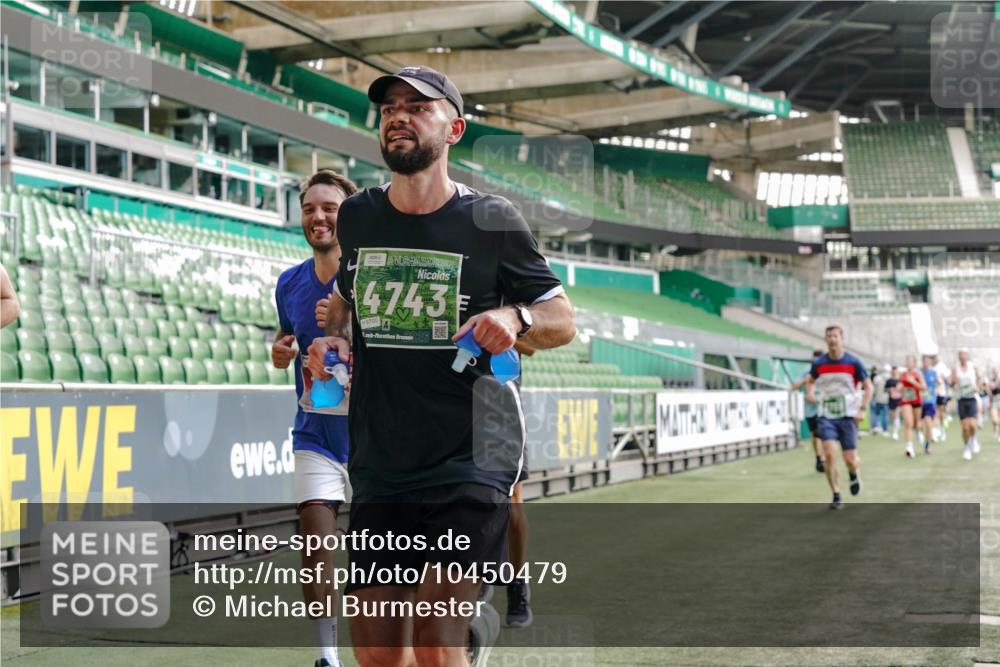 13.09.2026 - 21. swb-Marathon Bremen Michael Burmester http://msf.ph/oto/10450479 13.09.2026 12:49:09 Laufen im Stadion 382, 384, 524, 572, 663, 670, 779, 826, 889, 899, 1349, 1517, 1605, 1723, 1748, 1872, 1925, 2052, 2287, 2288, 2347, 2605, 2750, 2844, 2909, 2956, 3043, 3110, 3127, 3197, 3242, 3276, 3330, 3466, 3625, 3910, 3973, 4033, 4082, 4247, 4384, 4712, 4732, 4743, 4852, 4898, 4990, 5111, 5424, 5517, 5570, 5585, 5594, 5648, 6025, 6058, 6652, 6692, 6842, 6906, 6951, 7064, 7109, 7115, 7399, 7636, 7803, 7876, 8611, 8706, 8877, 8973, 8981, 9010, 9035, 9429 meine-sportfotos.de