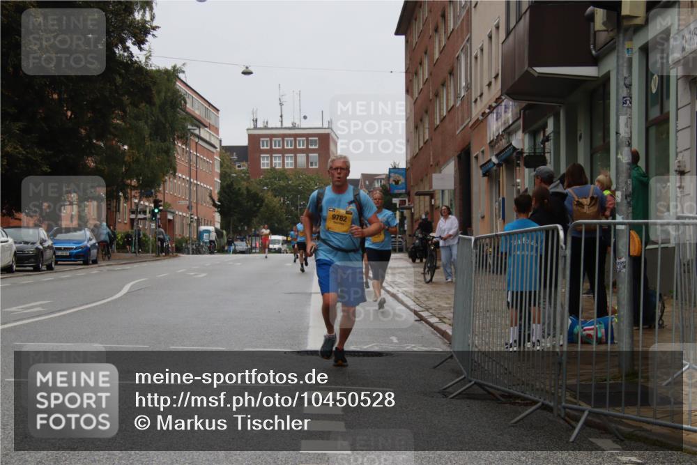 13.09.2026 - Kiel Lauf Markus Tischler http://msf.ph/oto/10450528 13.09.2026 09:39:39 Fleethörn 9782 meine-sportfotos.de