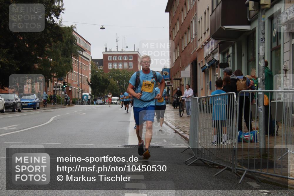 13.09.2026 - Kiel Lauf Markus Tischler http://msf.ph/oto/10450530 13.09.2026 09:39:40 Fleethörn 9782 meine-sportfotos.de