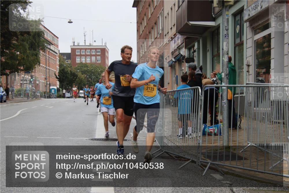 13.09.2026 - Kiel Lauf Markus Tischler http://msf.ph/oto/10450538 13.09.2026 09:39:43 Fleethörn 9367, 100, 5, 39, 2123, 299 meine-sportfotos.de