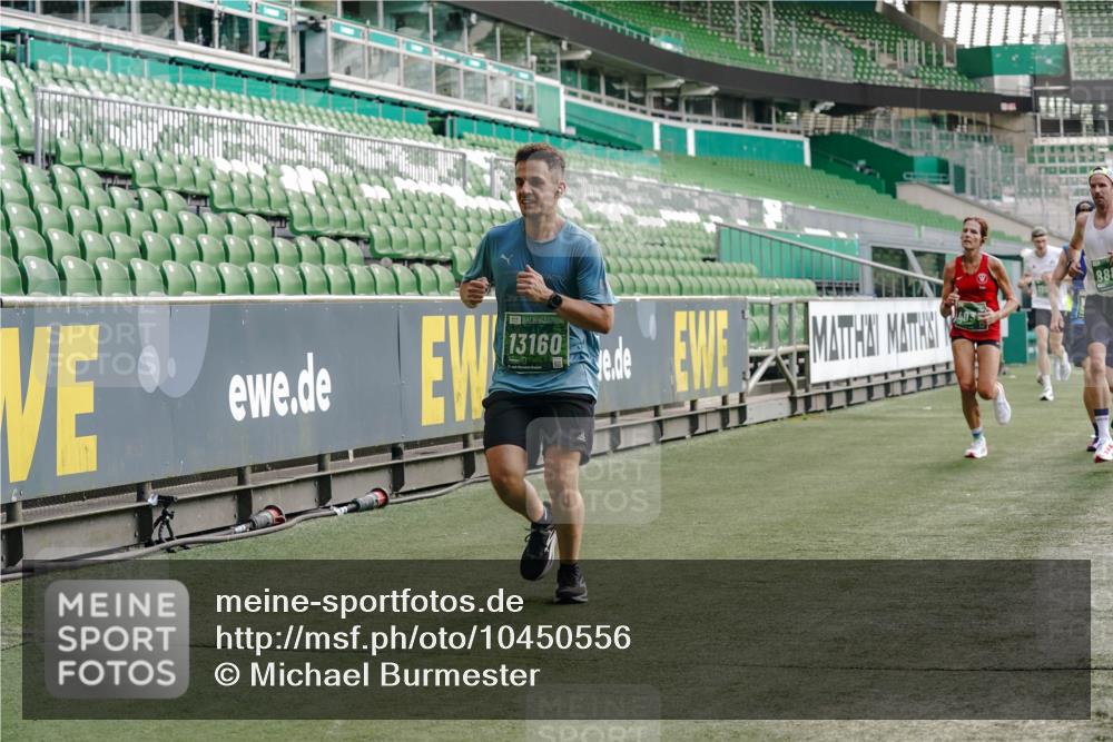 13.09.2026 - 21. swb-Marathon Bremen Michael Burmester http://msf.ph/oto/10450556 13.09.2026 12:49:14 Laufen im Stadion 382, 384, 524, 572, 663, 670, 779, 826, 889, 899, 1349, 1517, 1605, 1723, 1748, 1872, 1925, 2052, 2287, 2288, 2347, 2605, 2750, 2844, 2909, 3043, 3110, 3127, 3197, 3276, 3330, 3466, 3625, 3910, 3973, 4033, 4082, 4247, 4384, 4712, 4732, 4743, 4852, 4898, 4990, 5111, 5377, 5383, 5424, 5517, 5570, 5585, 5594, 5648, 6025, 6058, 6652, 6692, 6842, 6906, 6951, 7064, 7109, 7115, 7399, 7636, 7803, 7876, 8706, 8877, 8973, 8981, 9010, 9035, 9429 meine-sportfotos.de
