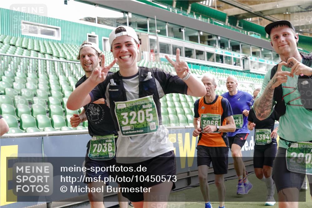 13.09.2026 - 21. swb-Marathon Bremen Michael Burmester http://msf.ph/oto/10450573 13.09.2026 13:09:25 Laufen im Stadion 164, 383, 391, 448, 532, 549, 551, 563, 625, 813, 869, 884, 898, 1025, 1072, 1124, 1150, 1180, 1285, 1289, 1398, 1559, 1688, 1867, 1880, 1899, 2041, 2208, 2215, 2229, 2232, 2243, 2366, 2380, 2413, 2429, 2441, 2467, 2471, 2525, 2530, 2553, 2573, 2594, 2635, 2692, 2714, 2717, 2727, 2782, 2785, 2823, 2841, 2897, 2920, 2930, 2931, 2941, 3032, 3063, 3086, 3291, 3316, 3327, 3333, 3398, 3437, 3707, 3769, 109 meine-sportfotos.de