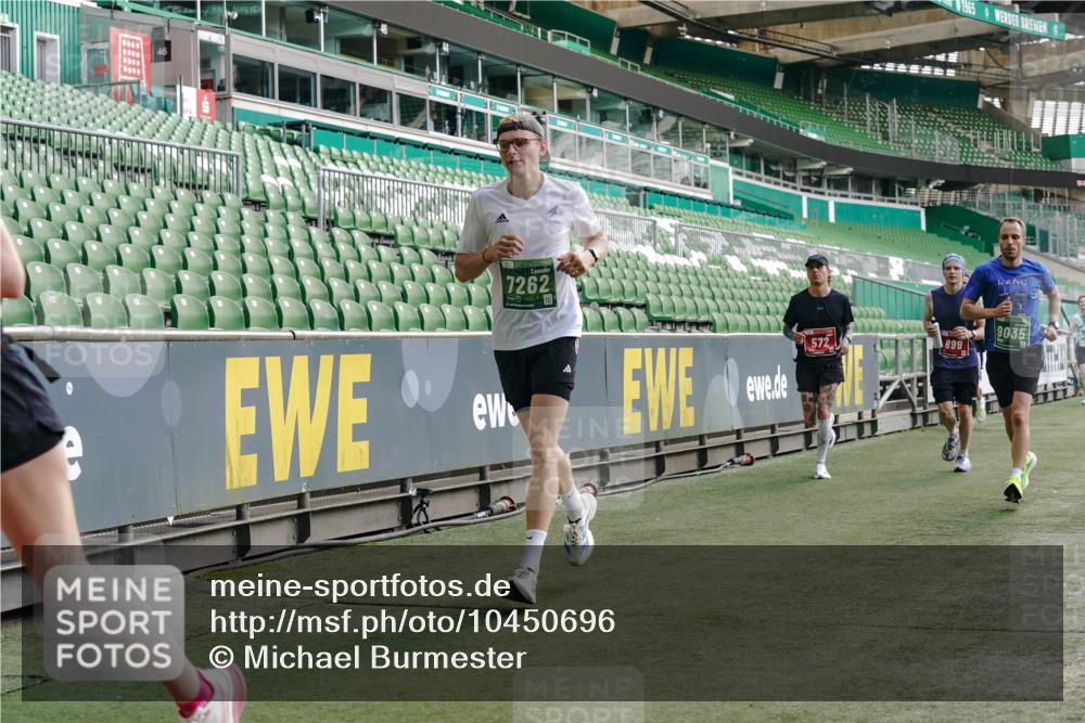 13.09.2026 - 21. swb-Marathon Bremen Michael Burmester http://msf.ph/oto/10450696 13.09.2026 12:49:20 Laufen im Stadion 382, 469, 524, 572, 663, 670, 779, 826, 889, 899, 1349, 1517, 1605, 1723, 1748, 1872, 1925, 2052, 2287, 2288, 2347, 2605, 2750, 2844, 2909, 3043, 3110, 3127, 3197, 3276, 3330, 3466, 3625, 3910, 3973, 4033, 4082, 4247, 4384, 4712, 4732, 4743, 4852, 4898, 4990, 5111, 5377, 5383, 5424, 5517, 5570, 5585, 5594, 5648, 6025, 6058, 6652, 6692, 6842, 6906, 6951, 7064, 7109, 7115, 7121, 7399, 7636, 7803, 7876, 8706, 8877, 8973, 8981, 9010, 9035, 9429 meine-sportfotos.de
