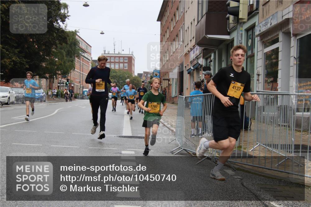 13.09.2026 - Kiel Lauf Markus Tischler http://msf.ph/oto/10450740 13.09.2026 09:41:05 Fleethörn 6299, 1787, 4, 39, 4137 meine-sportfotos.de