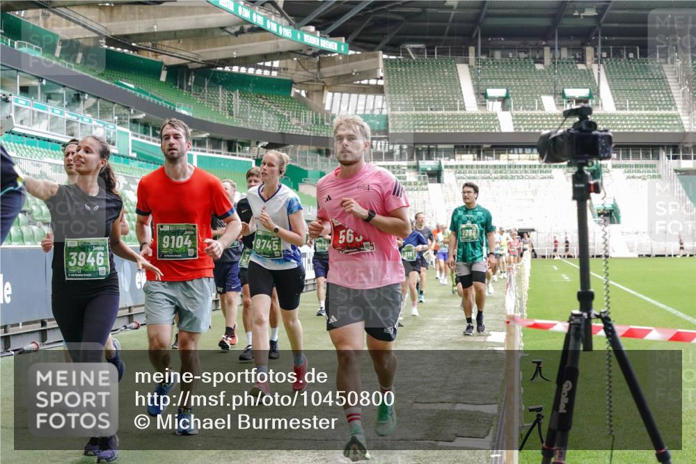 13.09.2026 - 21. swb-Marathon Bremen Michael Burmester http://msf.ph/oto/10450800 13.09.2026 13:09:30 Laufen im Stadion 164, 383, 391, 448, 532, 549, 551, 563, 625, 813, 869, 884, 898, 1025, 1072, 1124, 1150, 1180, 1285, 1289, 1398, 1559, 1688, 1855, 1867, 1880, 1899, 2041, 2208, 2229, 2232, 2243, 2268, 2366, 2380, 2413, 2429, 2441, 2467, 2471, 2525, 2530, 2553, 2573, 2594, 2635, 2692, 2714, 2717, 2727, 2782, 2785, 2823, 2841, 2897, 2920, 2930, 2931, 2941, 3032, 3063, 3086, 3291, 3316, 3327, 3333, 3398, 3437, 3707, 3769, 109 meine-sportfotos.de