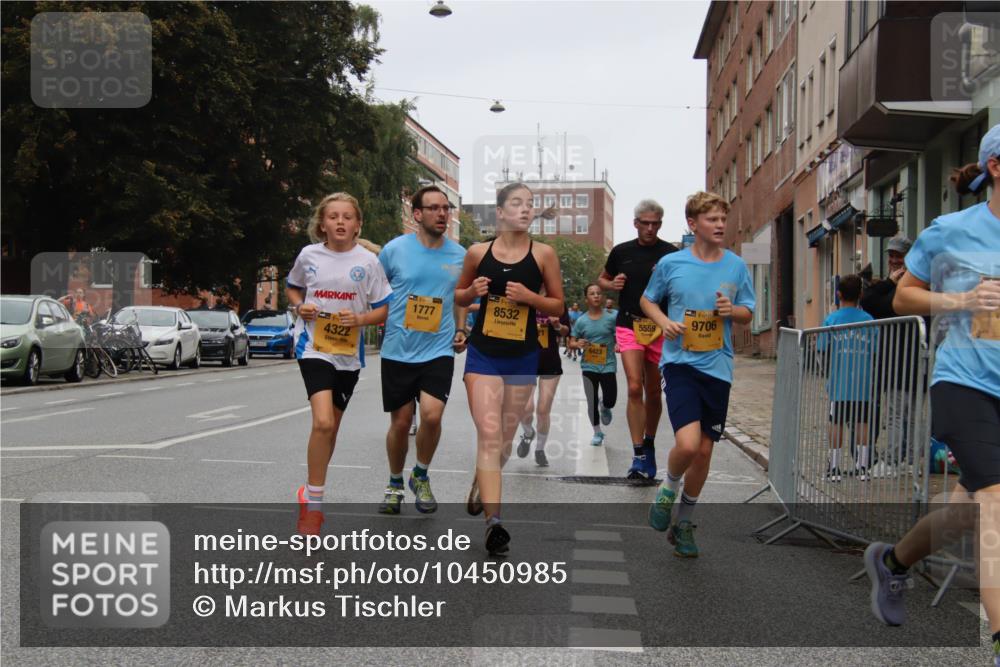 13.09.2026 - Kiel Lauf Markus Tischler http://msf.ph/oto/10450985 13.09.2026 09:42:27 Fleethörn 1777, 8532, 9706, 5559, 4322 meine-sportfotos.de