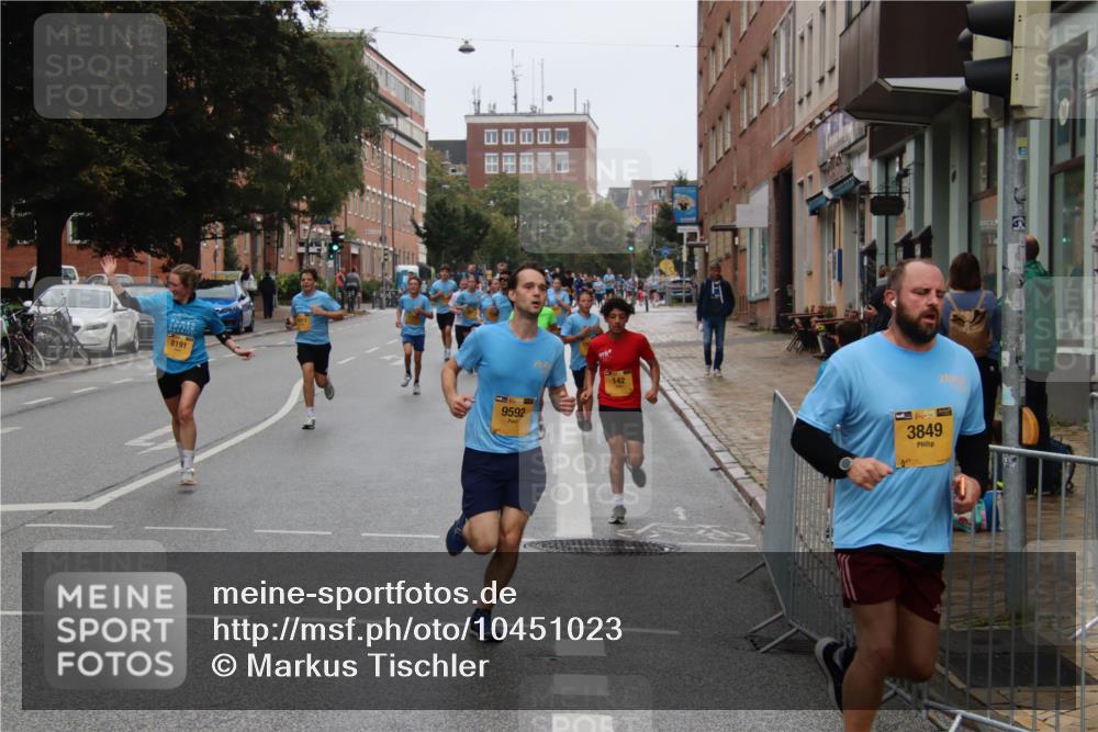 13.09.2026 - Kiel Lauf Markus Tischler http://msf.ph/oto/10451023 13.09.2026 09:42:42 Fleethörn 8191, 9592, 142, 38, 3849 meine-sportfotos.de