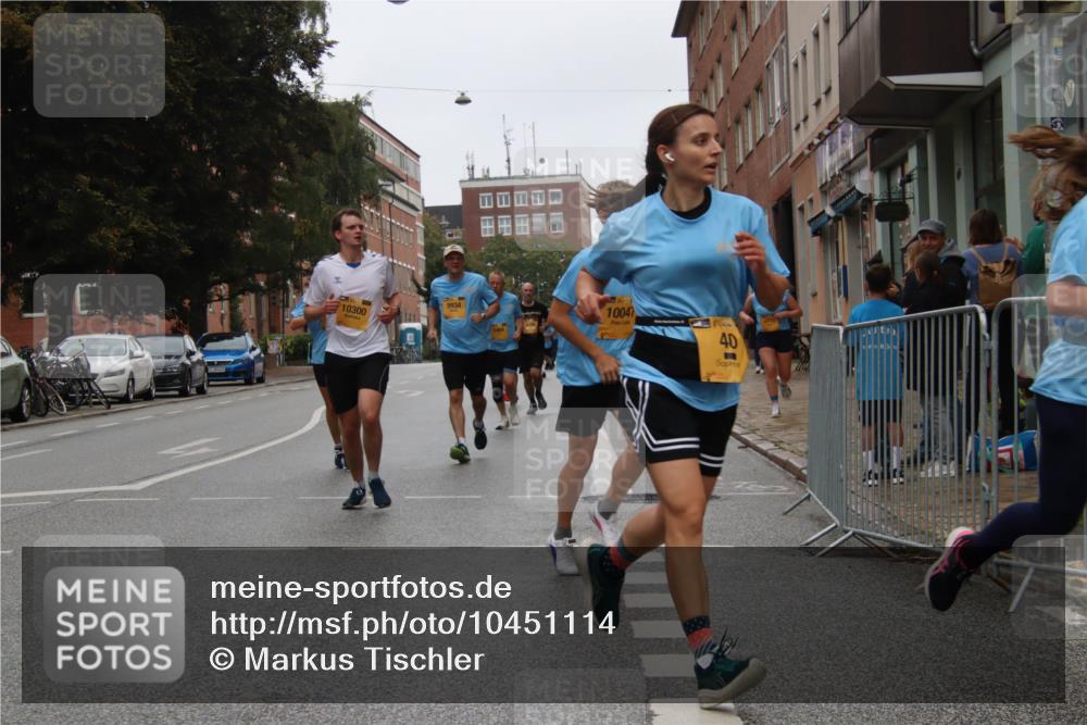 13.09.2026 - Kiel Lauf Markus Tischler http://msf.ph/oto/10451114 13.09.2026 09:43:20 Fleethörn 10300, 9934, 10047, 40 meine-sportfotos.de