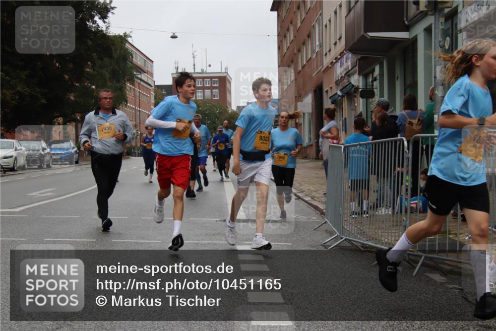 13.09.2026 - Kiel Lauf Markus Tischler http://msf.ph/oto/10451165 13.09.2026 09:43:35 Fleethörn 7430, 9323, 7948, 183 meine-sportfotos.de