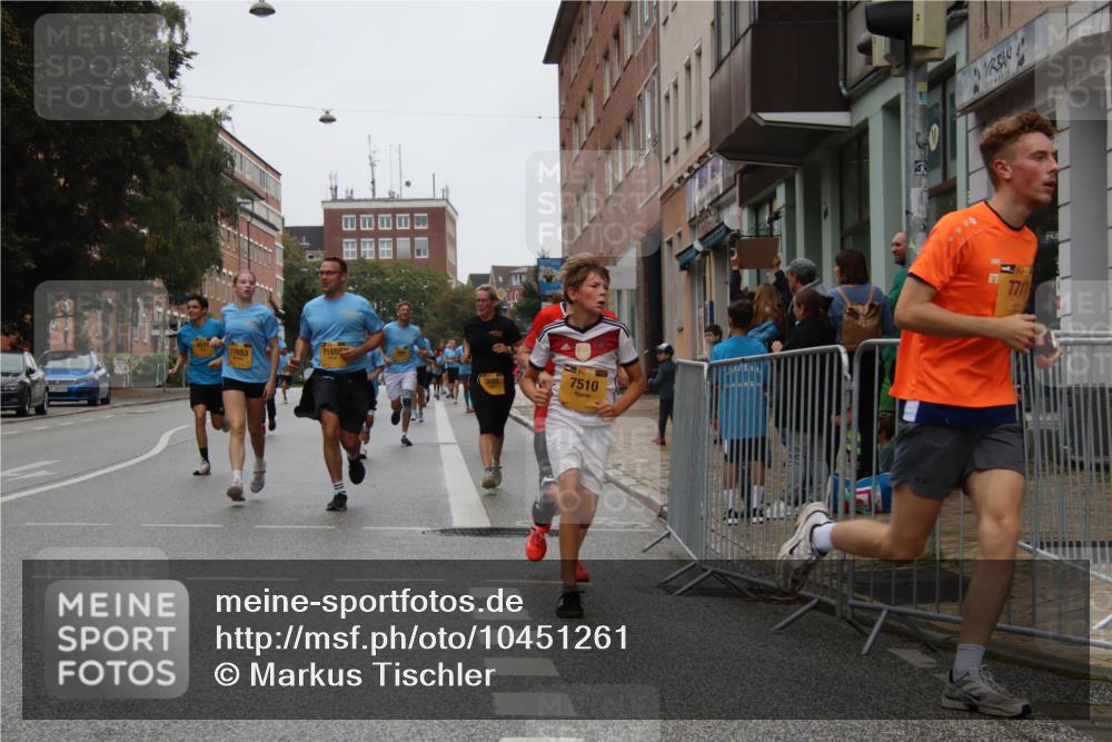 13.09.2026 - Kiel Lauf Markus Tischler http://msf.ph/oto/10451261 13.09.2026 09:43:59 Fleethörn 4171, 11655, 39, 11653, 7510, 7711 meine-sportfotos.de