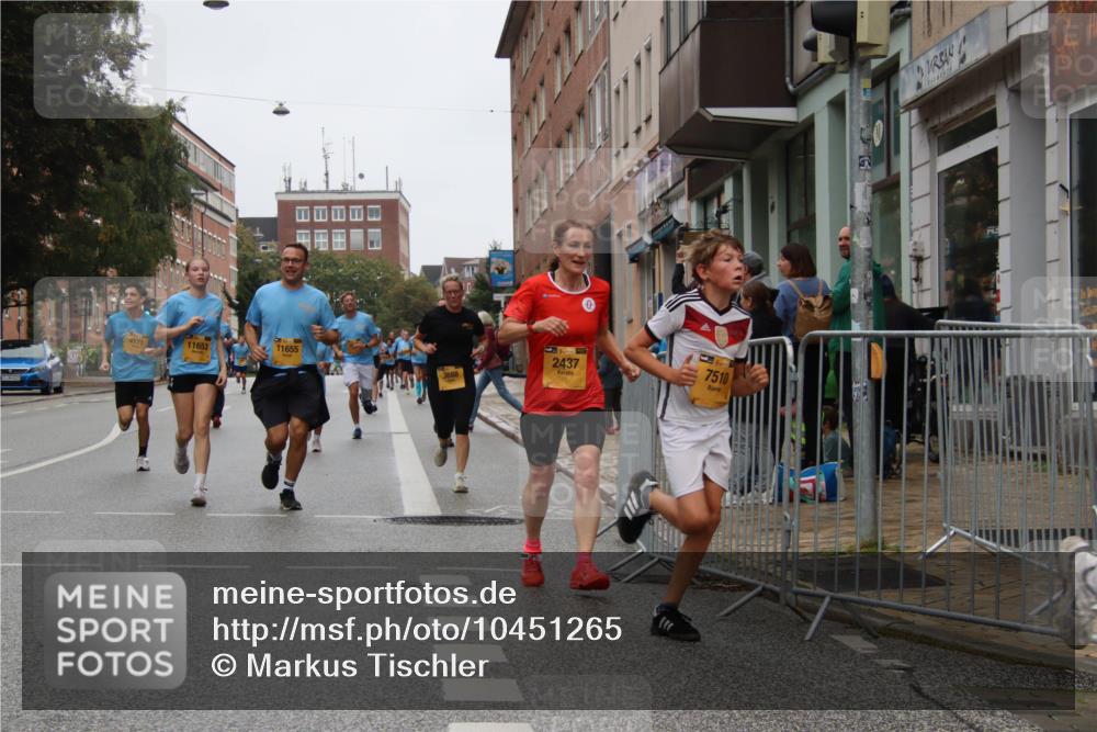 13.09.2026 - Kiel Lauf Markus Tischler http://msf.ph/oto/10451265 13.09.2026 09:43:59 Fleethörn 4171, 11653, 11655, 2437, 7510 meine-sportfotos.de