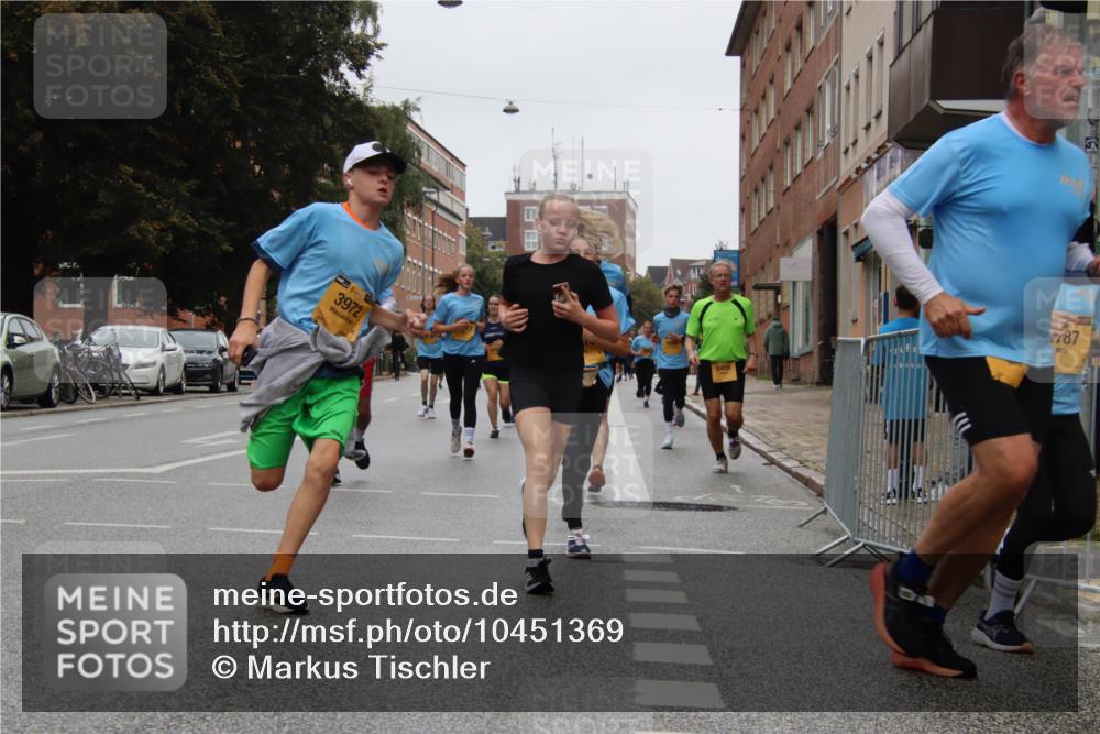 13.09.2026 - Kiel Lauf Markus Tischler http://msf.ph/oto/10451369 13.09.2026 09:44:38 Fleethörn 3972, 9456, 787 meine-sportfotos.de