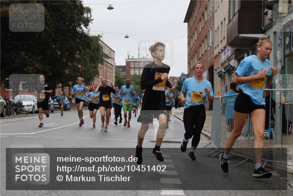 13.09.2026 - Kiel Lauf Markus Tischler http://msf.ph/oto/10451402 13.09.2026 09:44:49 Fleethörn 12348, 12351, 12347, 12069, 2786, 19 meine-sportfotos.de