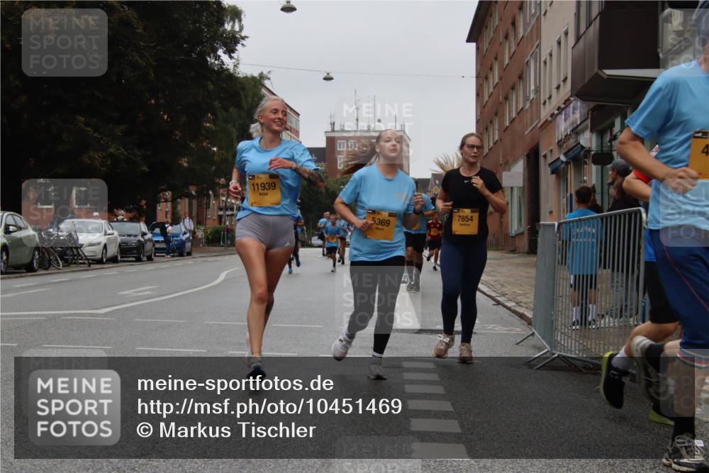 13.09.2026 - Kiel Lauf Markus Tischler http://msf.ph/oto/10451469 13.09.2026 09:45:02 Fleethörn 1, 39, 11939, 39, 5369, 7854, 4 meine-sportfotos.de