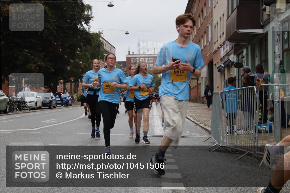 13.09.2026 - Kiel Lauf Markus Tischler http://msf.ph/oto/10451506 13.09.2026 09:45:14 Fleethörn 3974, 609, 1579, 5672 meine-sportfotos.de