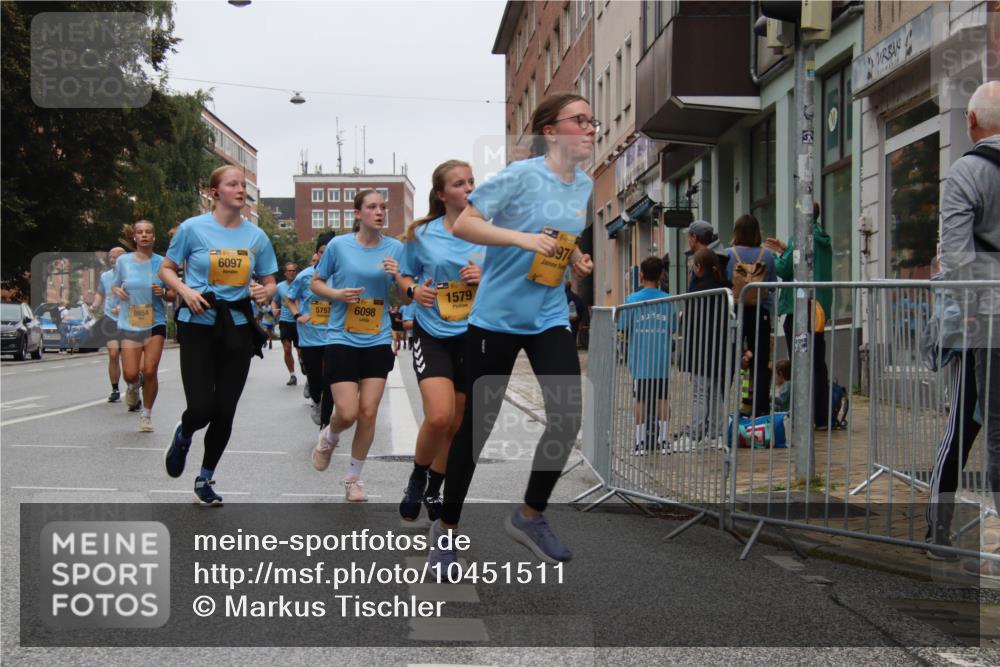 13.09.2026 - Kiel Lauf Markus Tischler http://msf.ph/oto/10451511 13.09.2026 09:45:15 Fleethörn 8854, 6097, 5757, 6098, 1579, 974 meine-sportfotos.de