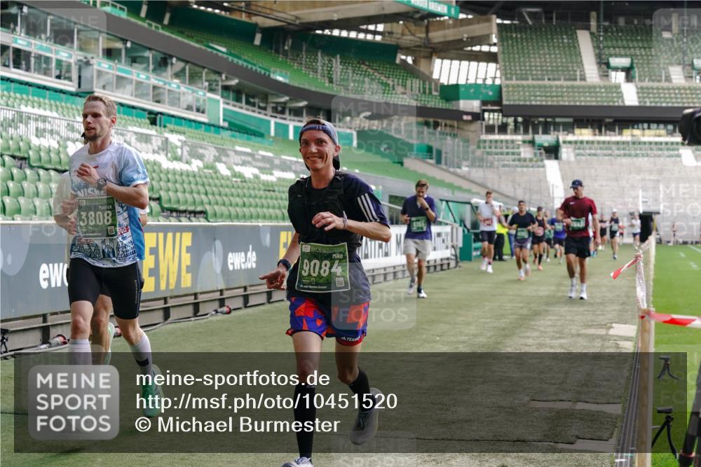 13.09.2026 - 21. swb-Marathon Bremen Michael Burmester http://msf.ph/oto/10451520 13.09.2026 12:50:05 Laufen im Stadion 469, 524, 572, 663, 670, 779, 899, 1513, 1517, 1605, 1723, 1748, 1998, 2052, 2130, 2287, 2288, 2291, 2295, 2347, 2360, 2442, 2444, 2750, 2909, 3043, 3197, 3276, 3330, 3625, 3647, 3808, 3973, 4023, 4033, 4082, 4247, 4368, 4384, 4559, 4732, 4743, 4852, 4888, 4898, 4990, 5066, 5111, 5155, 5314, 5377, 5383, 5424, 5517, 5532, 5570, 5585, 5594, 5620, 5627, 5636, 5648, 6267, 6471, 6652, 6668, 6692, 6842, 6901, 6906, 7109, 7115, 7121, 7876, 9035 meine-sportfotos.de