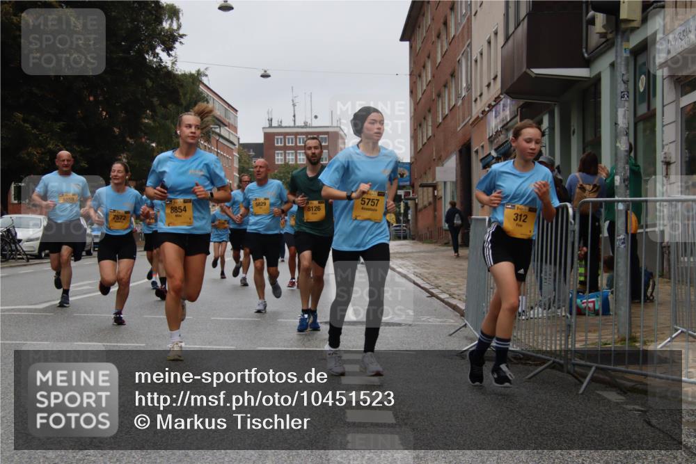 13.09.2026 - Kiel Lauf Markus Tischler http://msf.ph/oto/10451523 13.09.2026 09:45:18 Fleethörn 8859, 7572, 5757, 5829, 8854, 8126, 312 meine-sportfotos.de