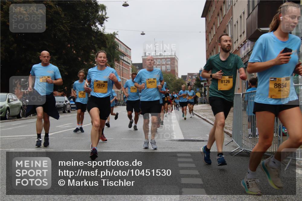 13.09.2026 - Kiel Lauf Markus Tischler http://msf.ph/oto/10451530 13.09.2026 09:45:19 Fleethörn 151, 885, 3142, 1, 39, 7572, 2788, 5829, 14, 3, 8126, 8854 meine-sportfotos.de