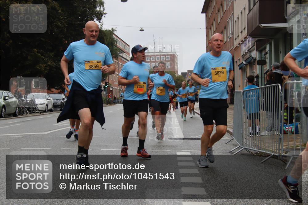 13.09.2026 - Kiel Lauf Markus Tischler http://msf.ph/oto/10451543 13.09.2026 09:45:21 Fleethörn 8859, 7349, 7911, 1, 39, 5829 meine-sportfotos.de