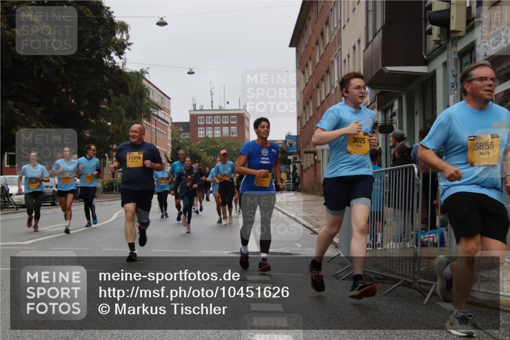 13.09.2026 - Kiel Lauf Markus Tischler http://msf.ph/oto/10451626 13.09.2026 09:45:47 Fleethörn 1418, 1415, 11316, 3025, 5855 meine-sportfotos.de