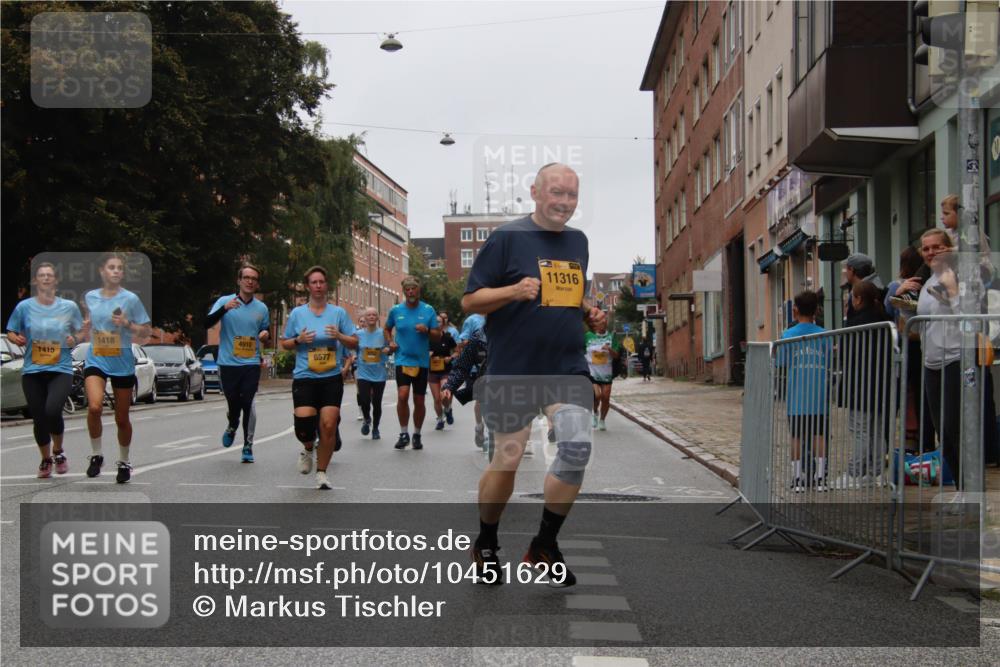 13.09.2026 - Kiel Lauf Markus Tischler http://msf.ph/oto/10451629 13.09.2026 09:45:49 Fleethörn 1415, 1418, 4910, 6577, 11316 meine-sportfotos.de