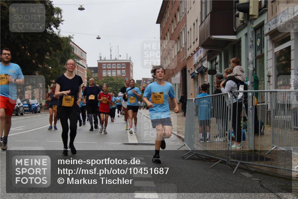 13.09.2026 - Kiel Lauf Markus Tischler http://msf.ph/oto/10451687 13.09.2026 09:46:02 Fleethörn 1, 39, 0913, 1017, 8887, 10946, 7675 meine-sportfotos.de