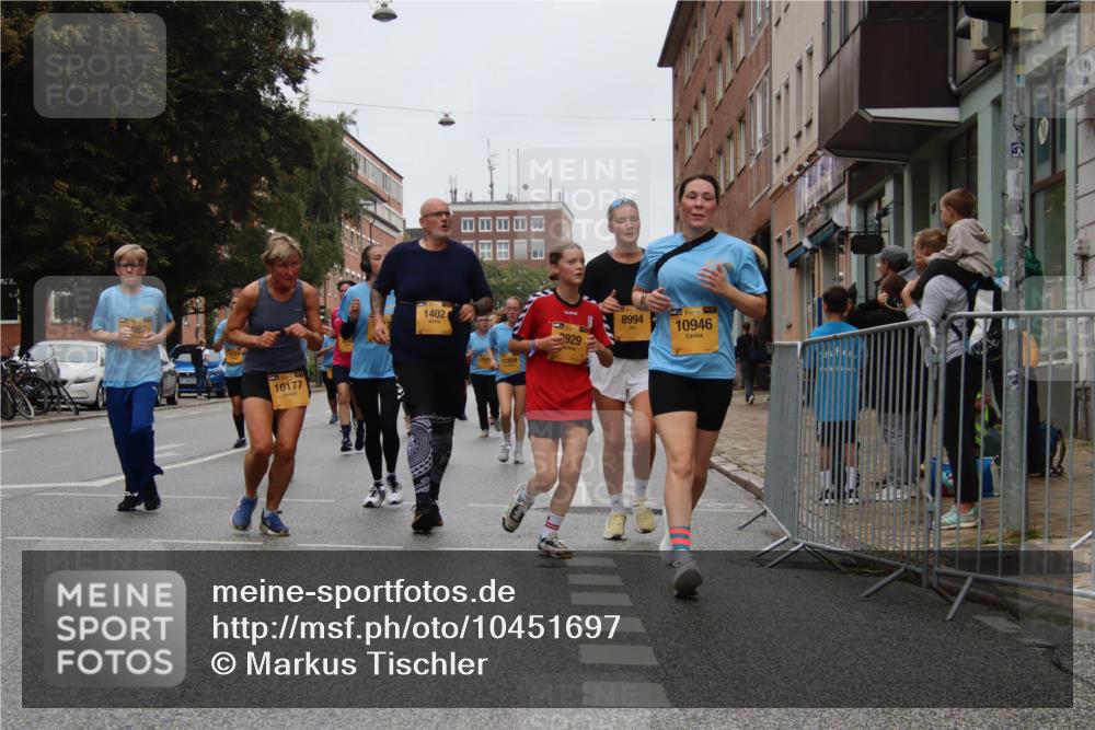 13.09.2026 - Kiel Lauf Markus Tischler http://msf.ph/oto/10451697 13.09.2026 09:46:06 Fleethörn 987, 10177, 1402, 11859, 929, 8994, 10946 meine-sportfotos.de