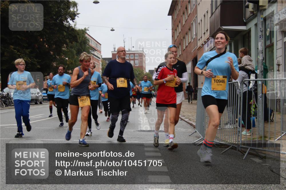 13.09.2026 - Kiel Lauf Markus Tischler http://msf.ph/oto/10451705 13.09.2026 09:46:06 Fleethörn 4087, 2527, 73, 10177, 11, 1402, 10946 meine-sportfotos.de