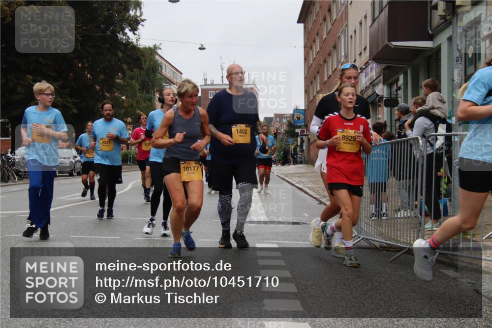 13.09.2026 - Kiel Lauf Markus Tischler http://msf.ph/oto/10451710 13.09.2026 09:46:07 Fleethörn 2527, 39, 10177, 1402, 1, 39, 8929 meine-sportfotos.de