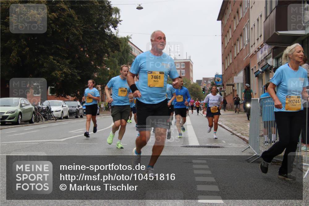13.09.2026 - Kiel Lauf Markus Tischler http://msf.ph/oto/10451816 13.09.2026 09:46:31 Fleethörn 4906, 38, 7461, 10301, 9141, 10744 meine-sportfotos.de