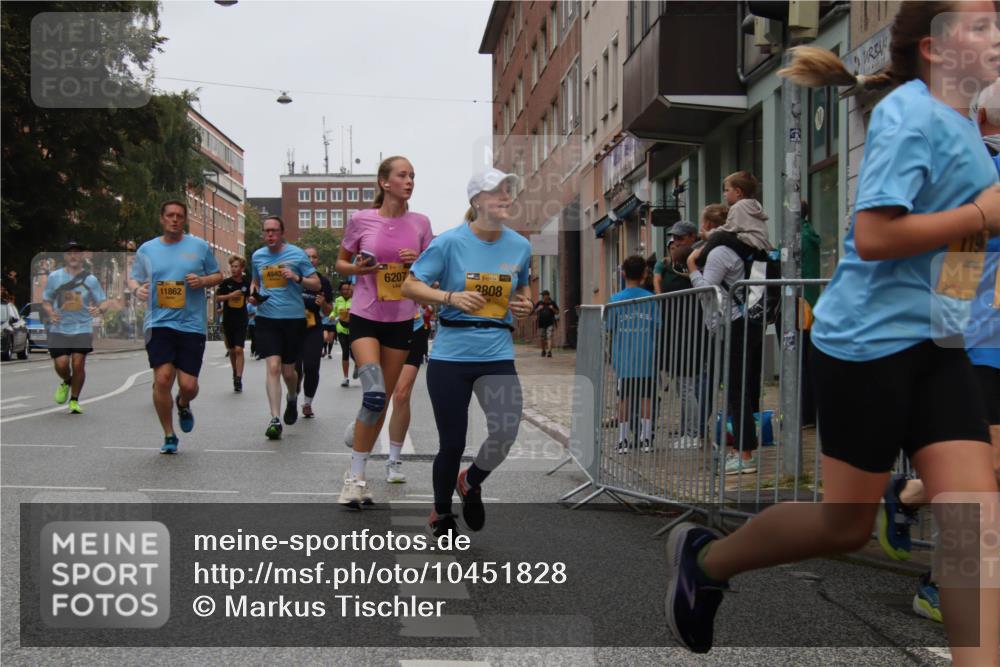 13.09.2026 - Kiel Lauf Markus Tischler http://msf.ph/oto/10451828 13.09.2026 09:46:35 Fleethörn 11862, 4940, 6207, 2808, 119 meine-sportfotos.de
