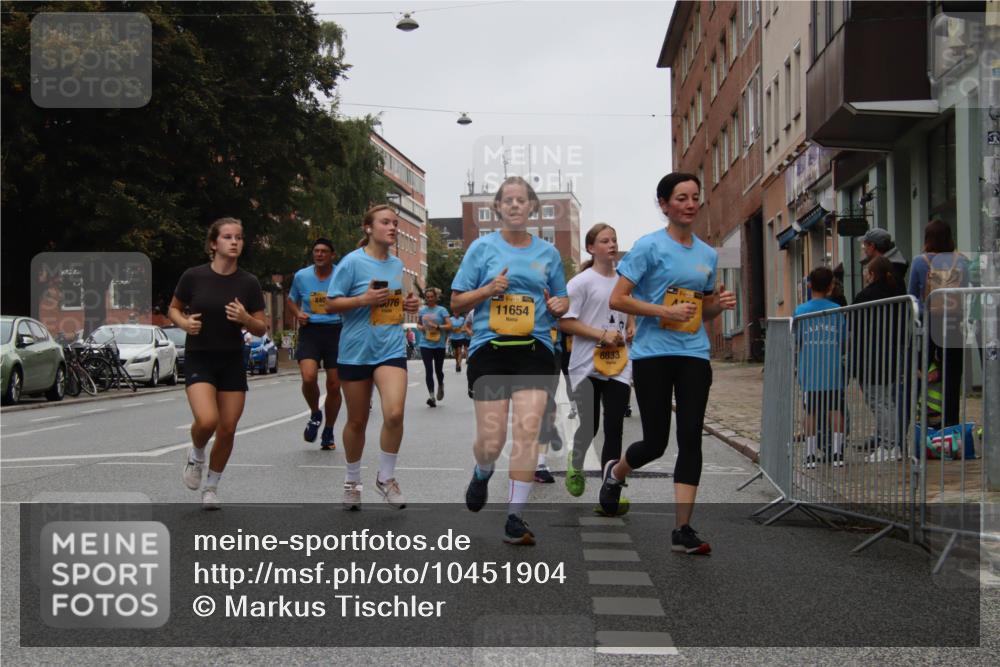 13.09.2026 - Kiel Lauf Markus Tischler http://msf.ph/oto/10451904 13.09.2026 09:47:02 Fleethörn 440, 076, 39, 11654, 8833 meine-sportfotos.de