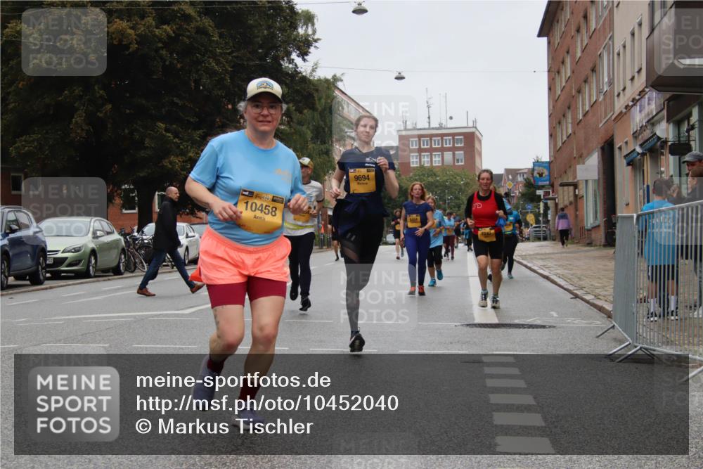 13.09.2026 - Kiel Lauf Markus Tischler http://msf.ph/oto/10452040 13.09.2026 09:47:46 Fleethörn 10458, 9694, 6464, 7242 meine-sportfotos.de