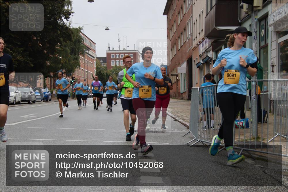13.09.2026 - Kiel Lauf Markus Tischler http://msf.ph/oto/10452068 13.09.2026 09:48:01 Fleethörn 34, 2921, 39, 7432, 8455, 1, 38, 9691 meine-sportfotos.de