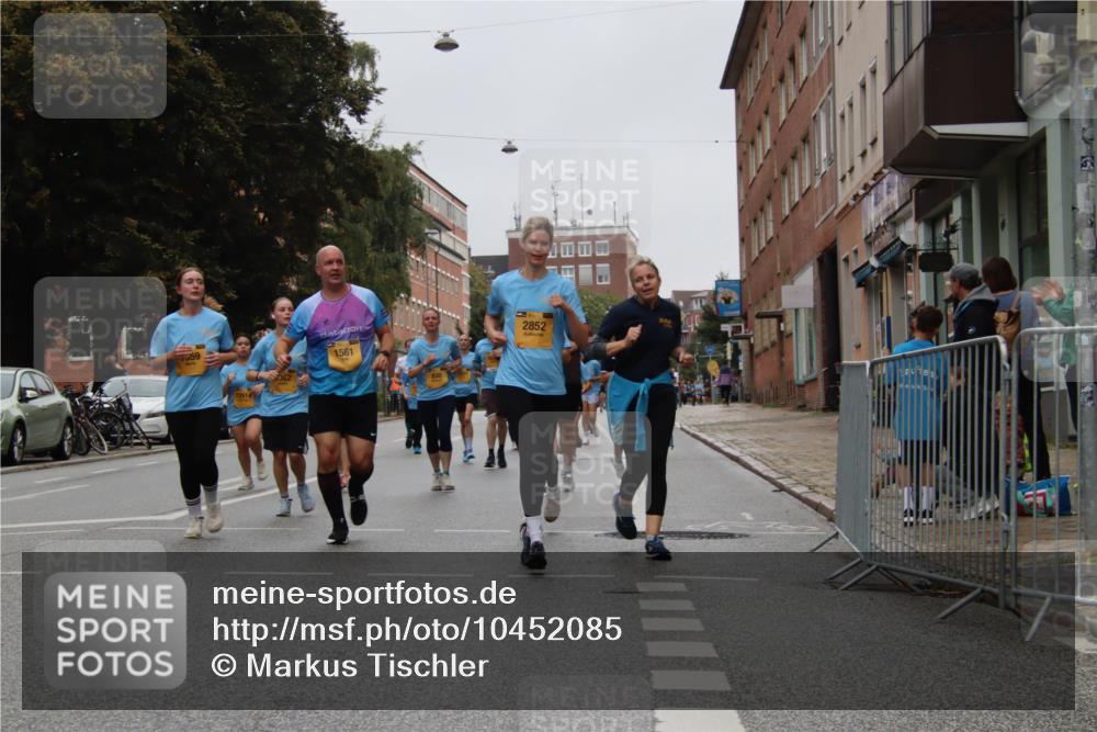 13.09.2026 - Kiel Lauf Markus Tischler http://msf.ph/oto/10452085 13.09.2026 09:48:08 Fleethörn 1559, 1561, 21, 2852 meine-sportfotos.de