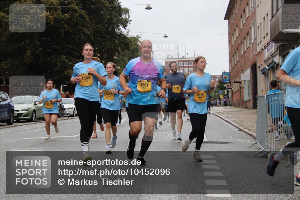 13.09.2026 - Kiel Lauf Markus Tischler http://msf.ph/oto/10452096 13.09.2026 09:48:10 Fleethörn 12614, 38, 1559, 6362, 1561, 5784, 39, 5185 meine-sportfotos.de