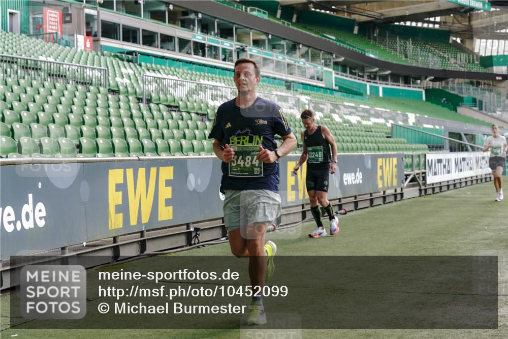 13.09.2026 - 21. swb-Marathon Bremen Michael Burmester http://msf.ph/oto/10452099 13.09.2026 12:50:29 Laufen im Stadion 335, 469, 663, 670, 771, 779, 899, 1510, 1513, 1517, 1605, 1613, 1723, 1748, 1970, 1998, 2052, 2130, 2288, 2291, 2295, 2347, 2360, 2442, 2444, 2750, 2909, 3043, 3197, 3330, 3484, 3625, 3647, 3808, 3959, 3973, 4023, 4033, 4247, 4368, 4384, 4473, 4559, 4743, 4852, 4888, 4990, 5066, 5111, 5155, 5314, 5377, 5383, 5521, 5532, 5570, 5585, 5594, 5620, 5627, 5636, 5648, 5696, 6267, 6274, 6471, 6652, 6668, 6842, 6901, 6906, 7109, 7115, 7121, 8033, 8798 meine-sportfotos.de