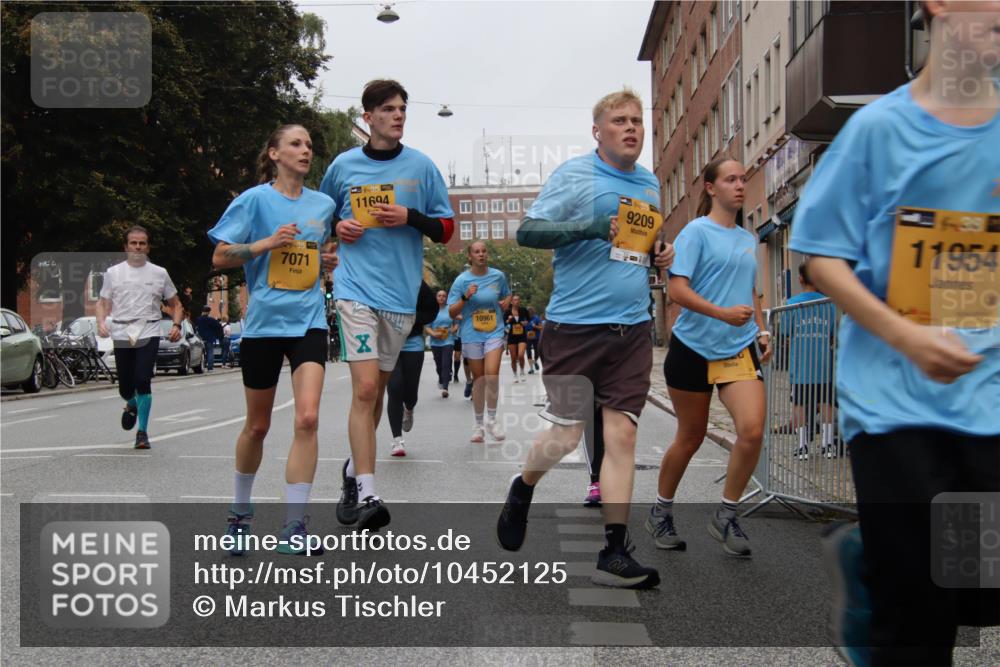 13.09.2026 - Kiel Lauf Markus Tischler http://msf.ph/oto/10452125 13.09.2026 09:48:16 Fleethörn 7071, 39, 11694, 10961, 9209, 5433, 11954 meine-sportfotos.de