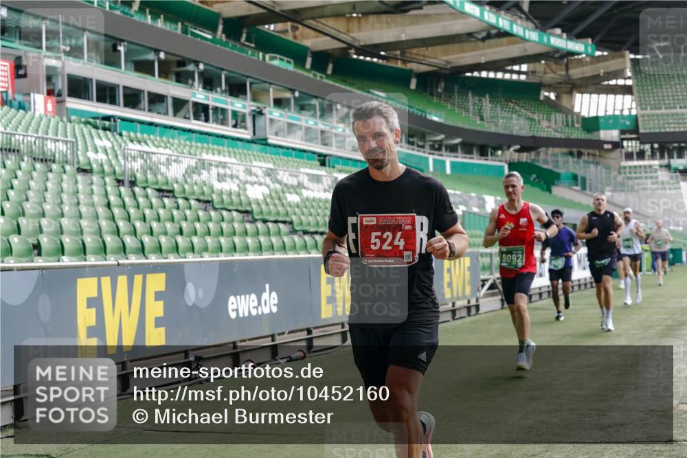 13.09.2026 - 21. swb-Marathon Bremen Michael Burmester http://msf.ph/oto/10452160 13.09.2026 12:50:35 Laufen im Stadion 335, 469, 663, 670, 771, 779, 899, 1455, 1510, 1513, 1517, 1605, 1613, 1748, 1970, 1998, 2052, 2130, 2288, 2291, 2295, 2347, 2360, 2442, 2444, 2750, 2909, 3043, 3330, 3440, 3484, 3625, 3647, 3808, 3959, 3973, 4023, 4033, 4247, 4368, 4384, 4473, 4559, 4727, 4743, 4781, 4782, 4852, 4888, 4990, 5066, 5111, 5155, 5314, 5377, 5383, 5521, 5532, 5570, 5585, 5594, 5620, 5627, 5636, 5696, 6267, 6274, 6471, 6652, 6668, 6842, 6901, 6906, 7109, 7115, 7121, 8033, 8798 meine-sportfotos.de
