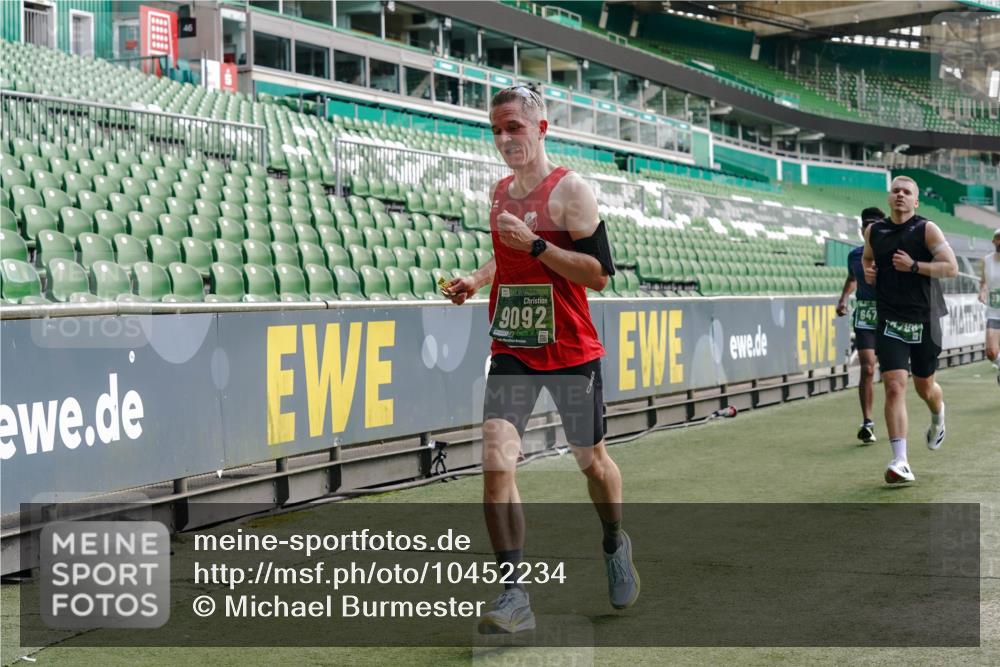 13.09.2026 - 21. swb-Marathon Bremen Michael Burmester http://msf.ph/oto/10452234 13.09.2026 12:50:37 Laufen im Stadion 335, 469, 663, 670, 771, 779, 899, 1125, 1455, 1510, 1513, 1517, 1605, 1613, 1748, 1970, 1998, 2052, 2130, 2288, 2291, 2295, 2347, 2360, 2442, 2444, 2750, 2909, 3330, 3440, 3484, 3625, 3647, 3808, 3959, 3973, 4023, 4033, 4247, 4368, 4384, 4473, 4559, 4582, 4727, 4743, 4781, 4782, 4852, 4888, 4990, 5066, 5111, 5155, 5314, 5377, 5383, 5521, 5532, 5570, 5585, 5594, 5620, 5627, 5636, 5696, 6267, 6274, 6471, 6652, 6668, 6842, 6901, 6906, 7109, 7115, 7121, 8033, 8798 meine-sportfotos.de