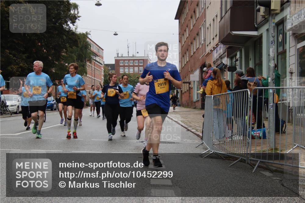 13.09.2026 - Kiel Lauf Markus Tischler http://msf.ph/oto/10452299 13.09.2026 09:49:12 Fleethörn 1007, 8584, 639, 8585, 120, 1, 39, 2919 meine-sportfotos.de